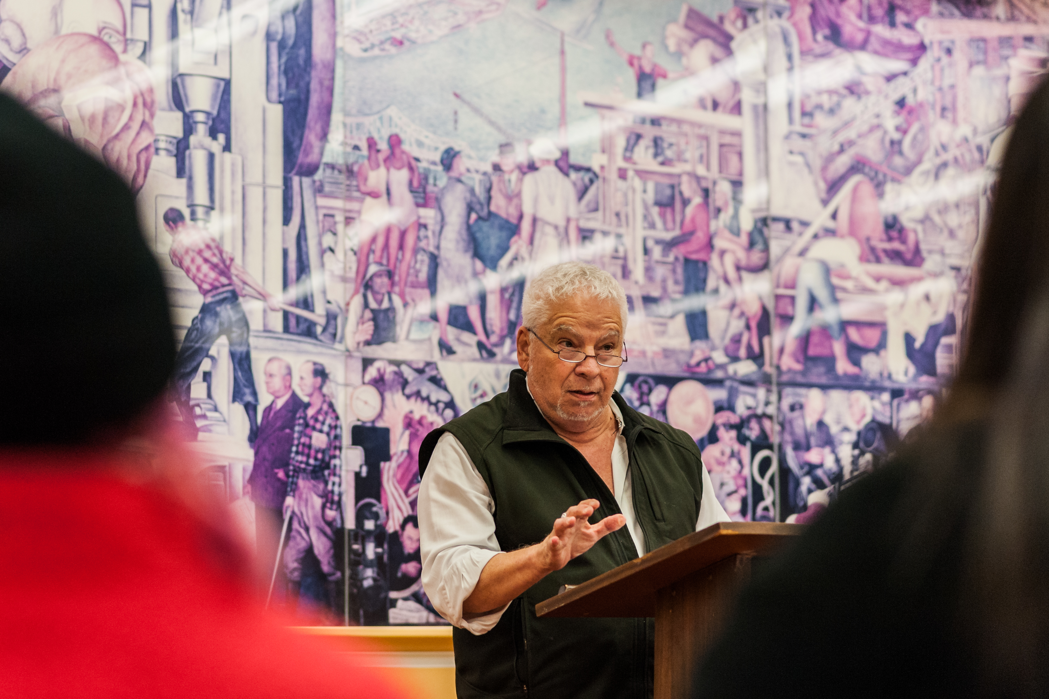 forum_sneak_peek_readers-9803